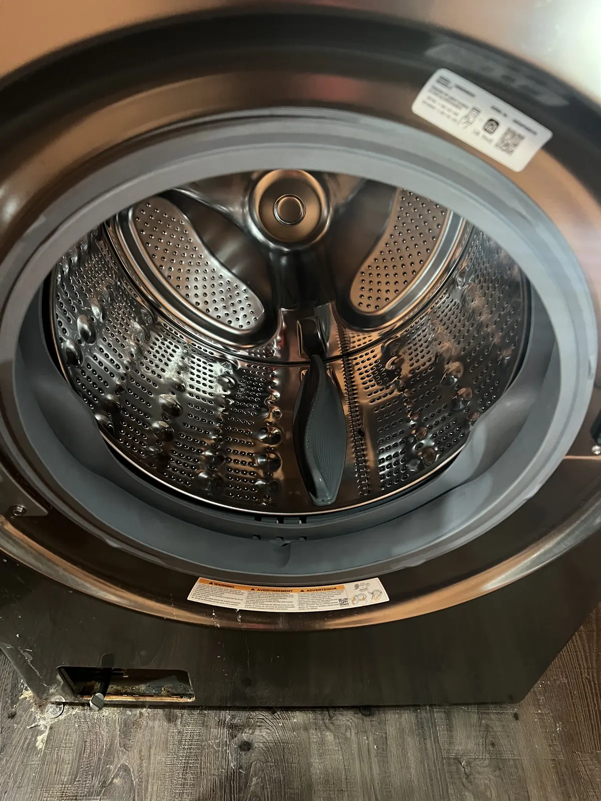 Clean LG washer drum after a completed repair